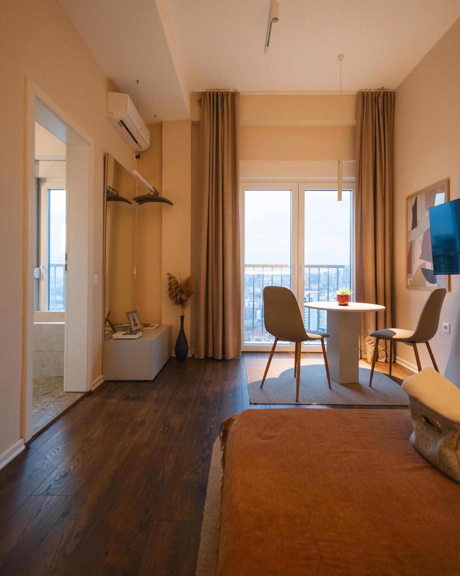 Etern Apart Hotel Пристина Екстериор снимка